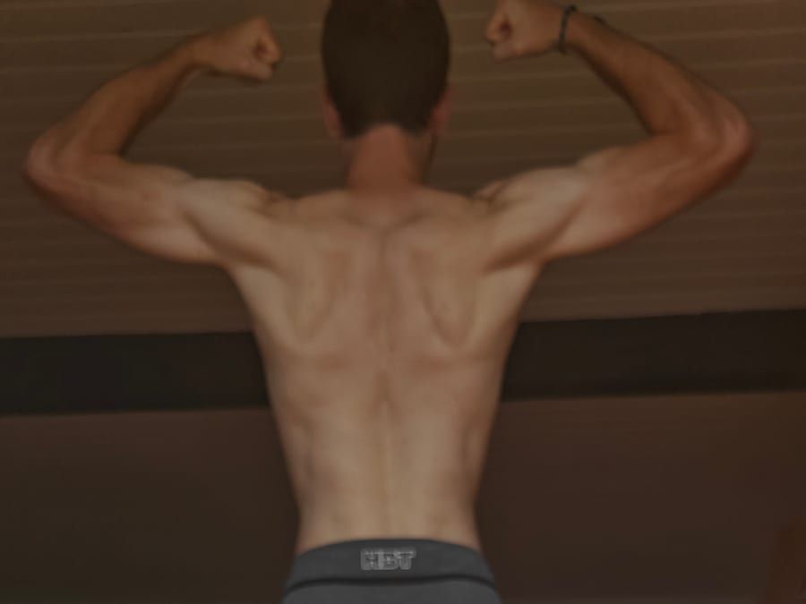 Aimen - Annonces gay à Travers Profil de Aimen, 26 ans, Annonces gay à Travers (Neuchâtel)