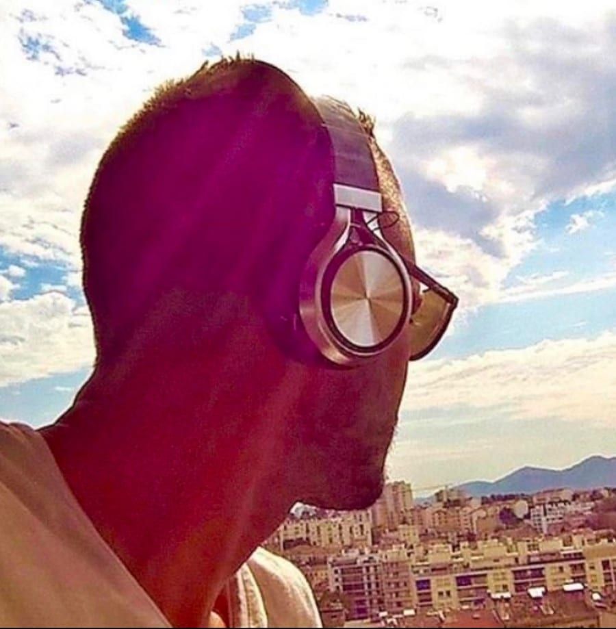 Naym - Annonces gay à Enges Profil de Naym, 24 ans, Annonces gay à Enges (Neuchâtel)