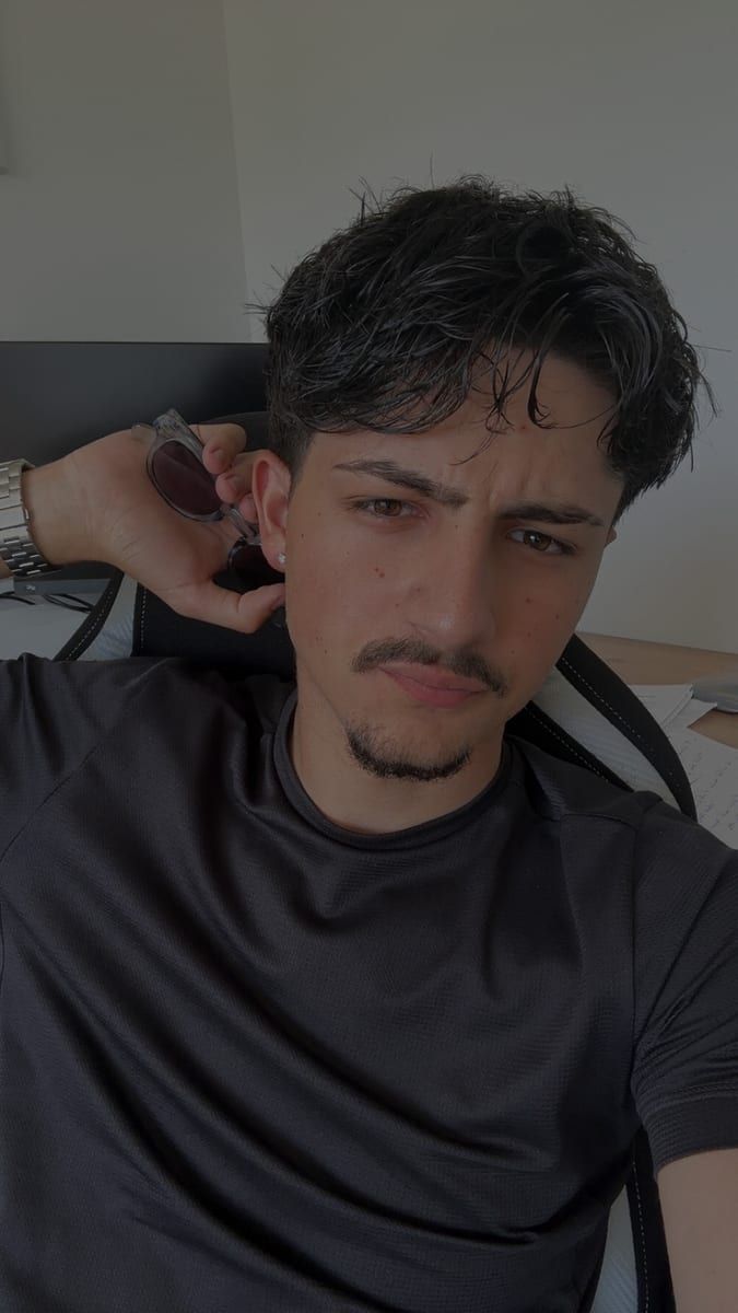 Nelson - Annonces gay à Brot-Plamboz Profil de Nelson, 26 ans, Annonces gay à Brot-Plamboz (Neuchâtel)