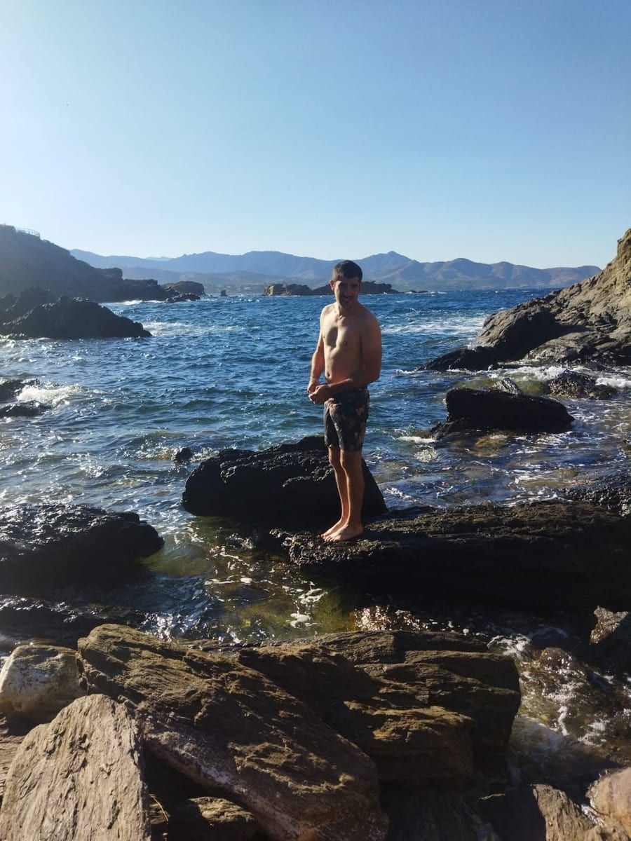 Myles - Annonces gay à Wavre Profil de Myles, 29 ans, Annonces gay à Wavre (Neuchâtel)