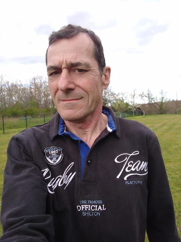 Krishna - Annonces gay à Nods Profil de Krishna, 33 ans, Annonces gay à Nods (Neuchâtel)