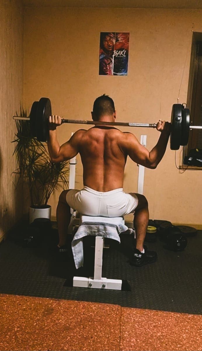 Georges-henri - Annonces gay à Les Hauts-Geneveys Profil de Georges-henri, 30 ans, Annonces gay à Les Hauts-Geneveys (Neuchâtel)
