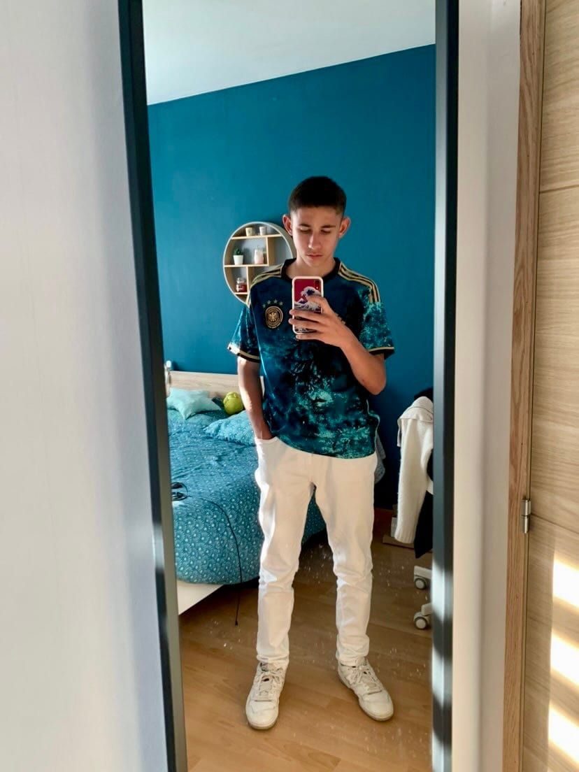 Faizan - Annonces gay à Bôle Profil de Faizan, 39 ans, Annonces gay à Bôle (Neuchâtel)
