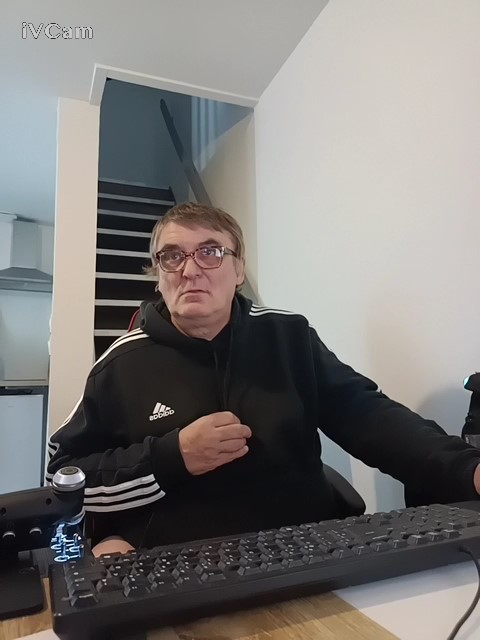 Hafiz - Annonces gay à Fleurier Profil de Hafiz, 42 ans, Annonces gay à Fleurier (Neuchâtel)