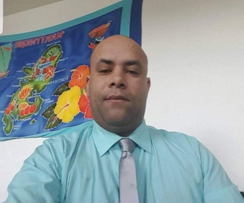 Kerwin - Annonces gay à Fenin Profil de Kerwin, 40 ans, Annonces gay à Fenin (Neuchâtel)