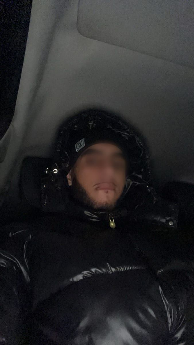 Avram - Annonces gay à Les Planchettes Profil de Avram, 40 ans, Annonces gay à Les Planchettes (Neuchâtel)