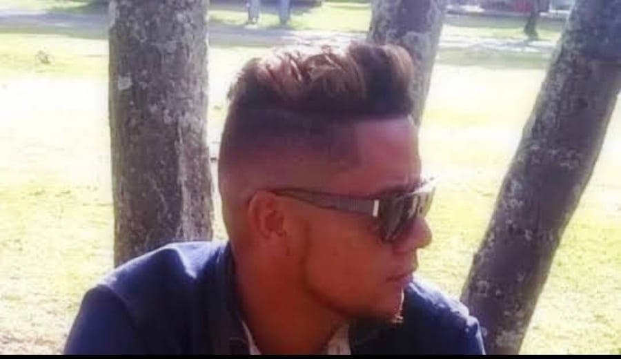 Profil de Imade, 35 ans, Annonces gay à La Chaux-du-Milieu (Neuchâtel)