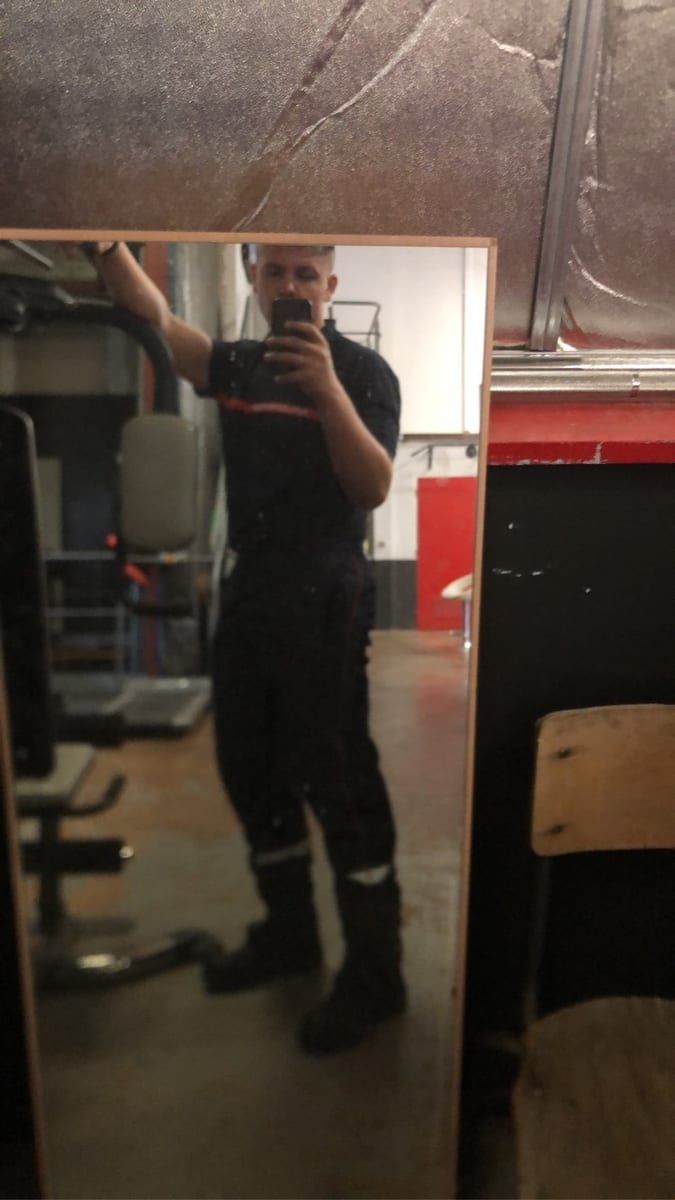 Jahim - Annonces gay à Le Landeron Profil de Jahim, 25 ans, Annonces gay à Le Landeron (Neuchâtel)