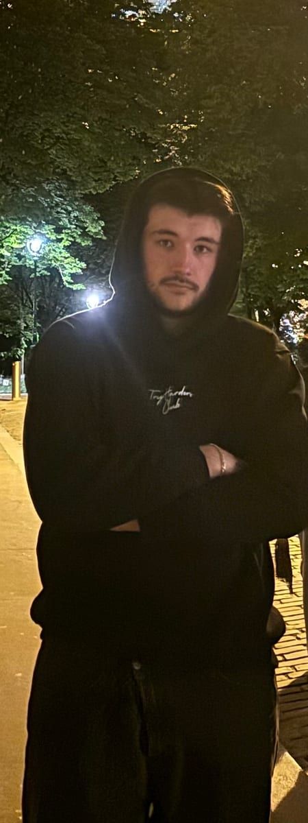 Dagan - Annonces gay à Le Landeron Profil de Dagan, 33 ans, Annonces gay à Le Landeron (Neuchâtel)