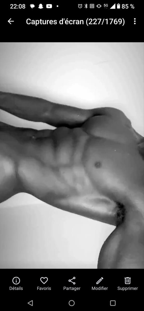 Lolan - Annonces gay à Coffrane Profil de Lolan, 39 ans, Annonces gay à Coffrane (Neuchâtel)