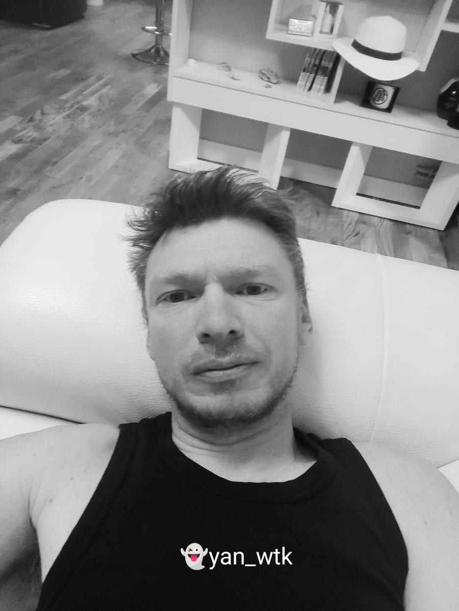Nassradine - Annonces gay à Les Geneveys-sur-Coffrane Profil de Nassradine, 37 ans, Annonces gay à Les Geneveys-sur-Coffrane (Neuchâtel)