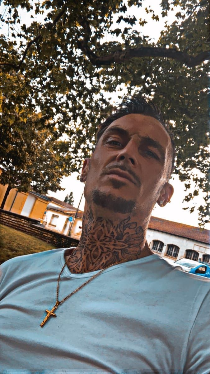 Collins - Annonces gay à Travers Profil de Collins, 40 ans, Annonces gay à Travers (Neuchâtel)