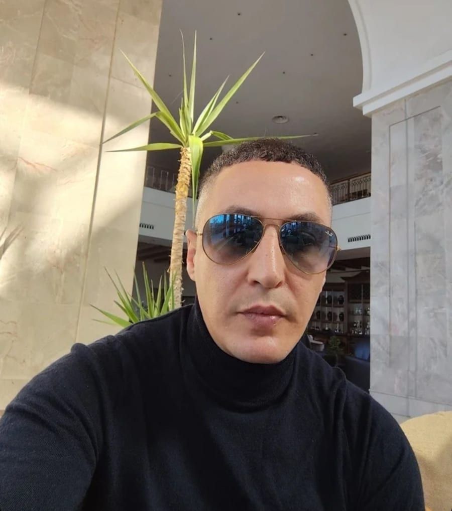Djilan - Annonces gay à Vilars NE Profil de Djilan, 42 ans, Annonces gay à Vilars NE (Neuchâtel)