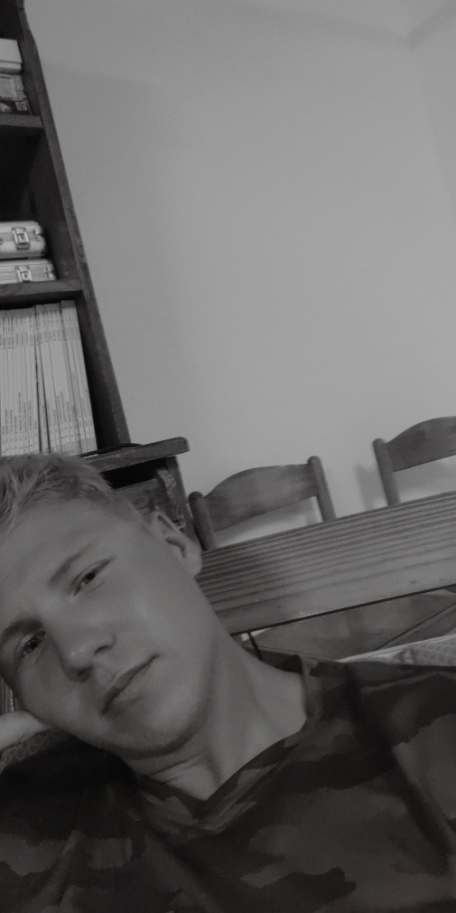Profil de Naïs, 28 ans, Annonces gay à Engollon (Neuchâtel)