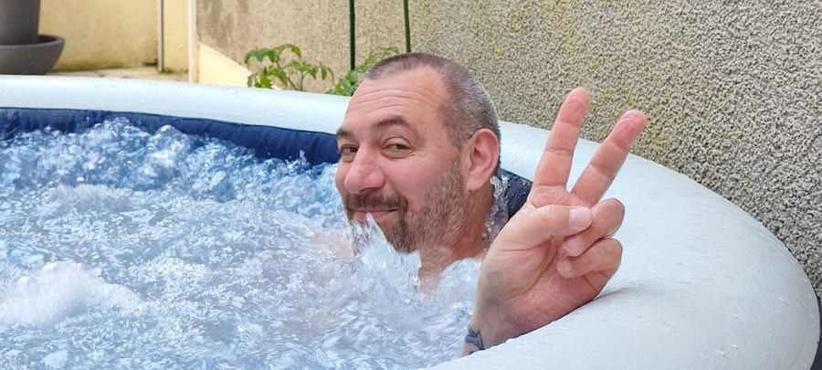 Profil de Messaoud, 38 ans, Annonces gay à Brot-Dessous (Neuchâtel)