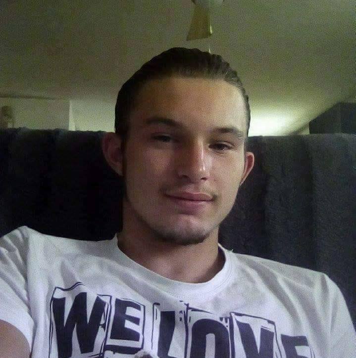 Riccardo - Annonces gay à Corcelles NE Profil de Riccardo, 29 ans, Annonces gay à Corcelles NE (Neuchâtel)
