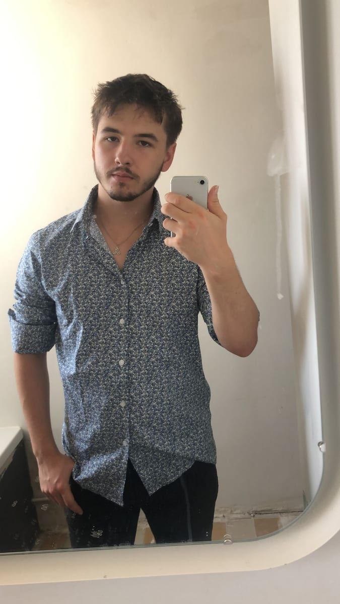 Haroon - Annonces gay à Vilars NE Profil de Haroon, 26 ans, Annonces gay à Vilars NE (Neuchâtel)