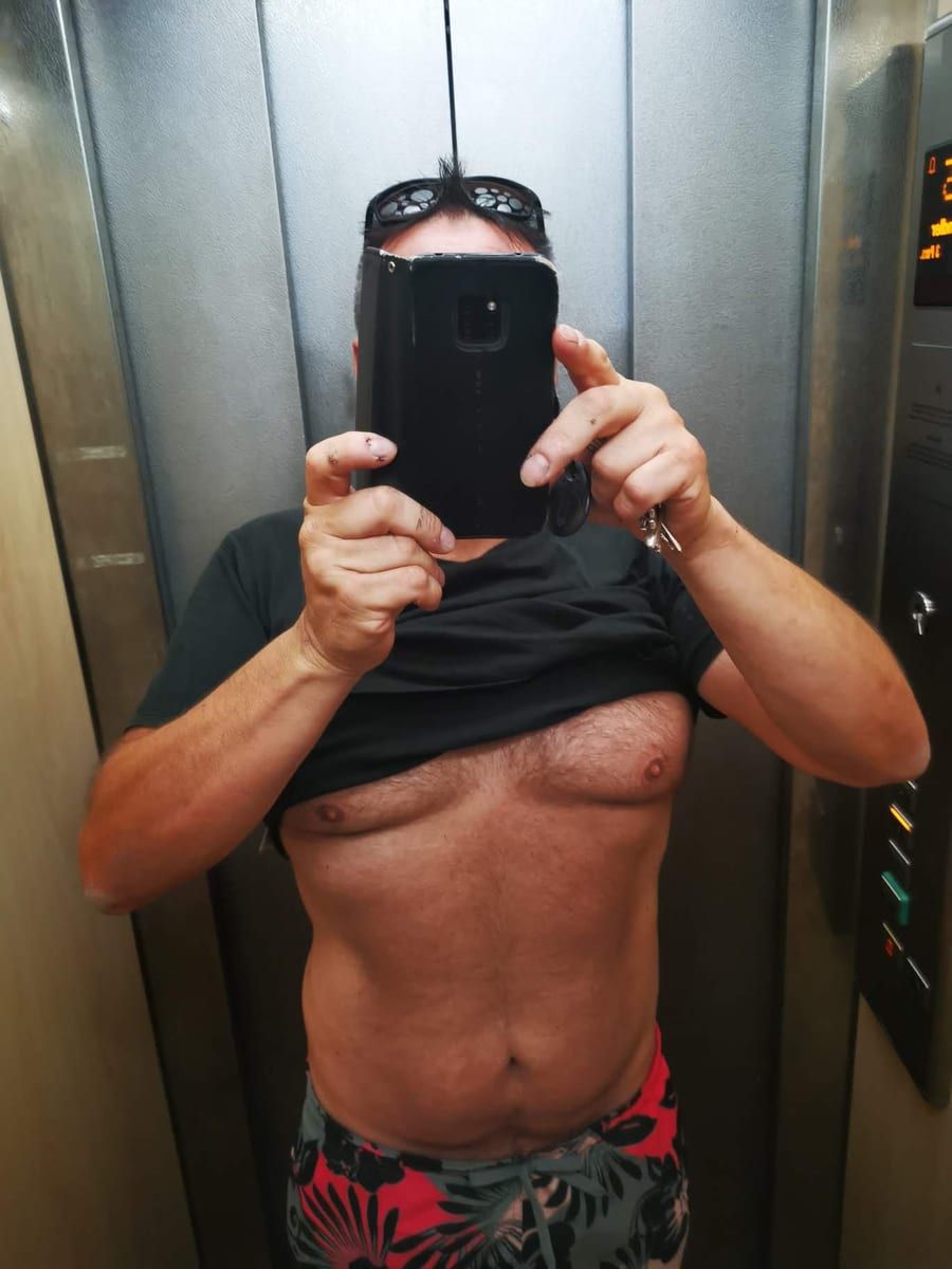 Brighton - Annonces gay à St-Blaise Profil de Brighton, 43 ans, Annonces gay à St-Blaise (Neuchâtel)