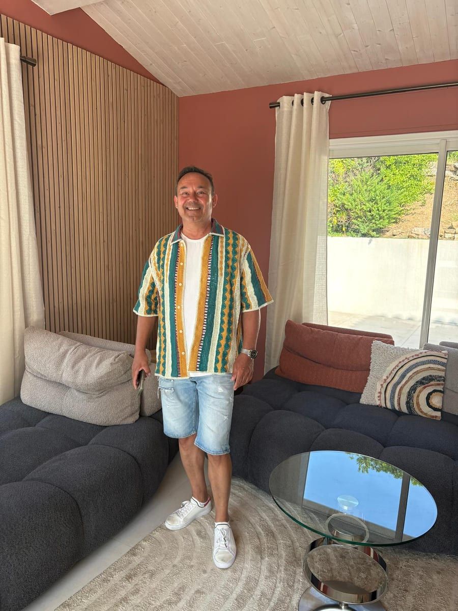 Charles-albert - Annonces gay à Chambrelien Profil de Charles-albert, 22 ans, Annonces gay à Chambrelien (Neuchâtel)
