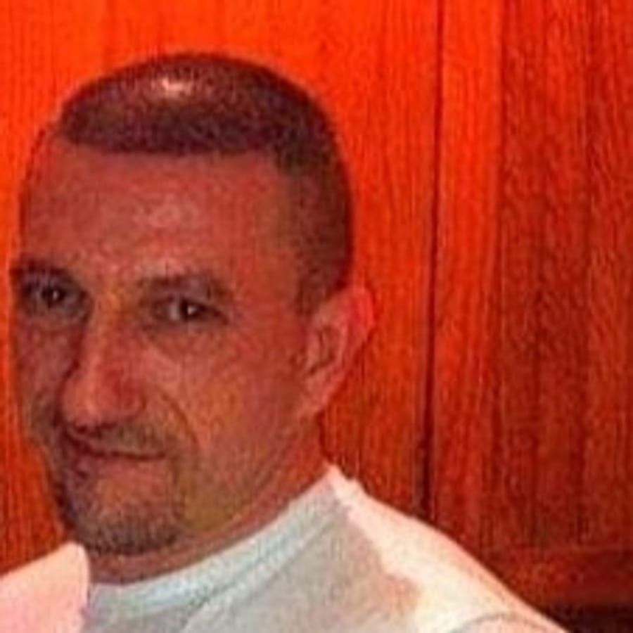Azim - Annonces gay à Fresens Profil de Azim, 36 ans, Annonces gay à Fresens (Neuchâtel)