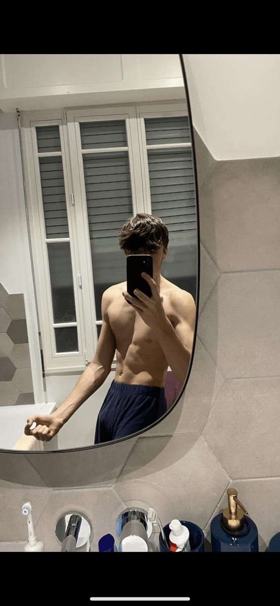 Saint-louis - Annonces gay à Peseux Profil de Saint-louis, 35 ans, Annonces gay à Peseux (Neuchâtel)