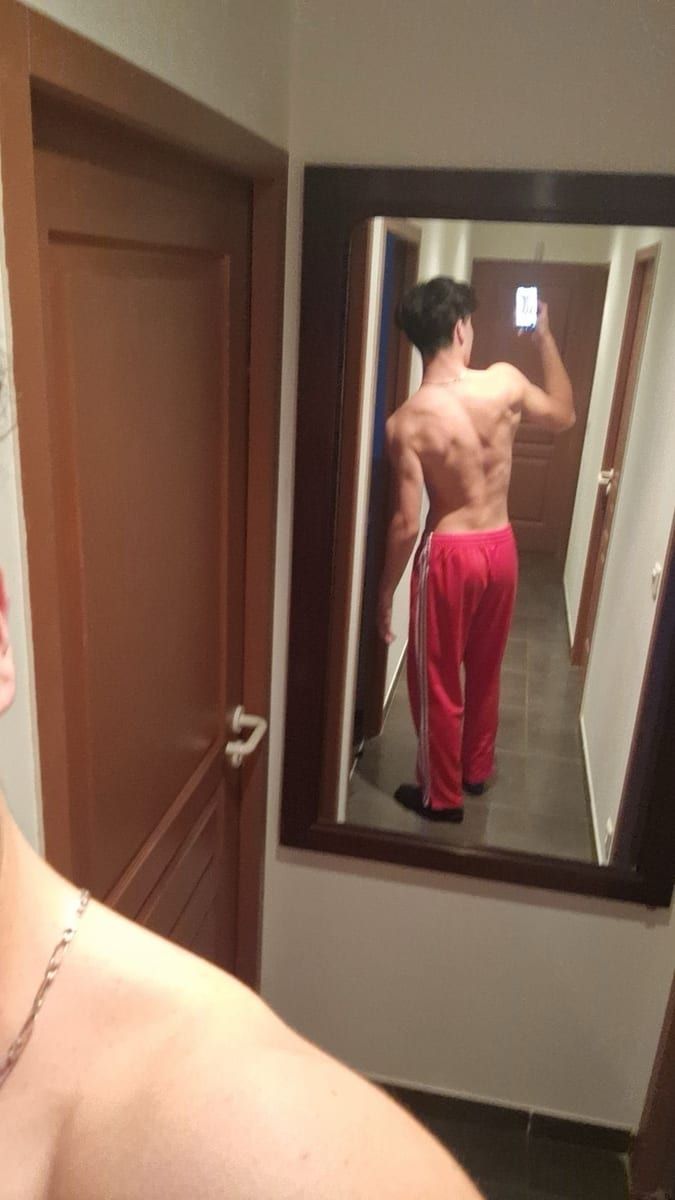 Jorrys - Annonces gay à La Chaux-de-Fonds Profil de Jorrys, 29 ans, Annonces gay à La Chaux-de-Fonds (Neuchâtel)